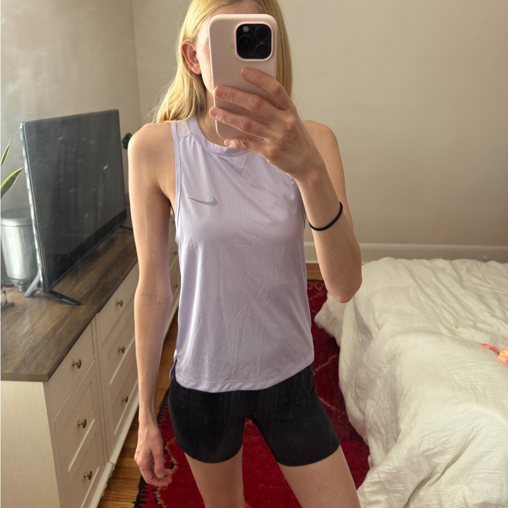 Nike Women's lilac Tank Top